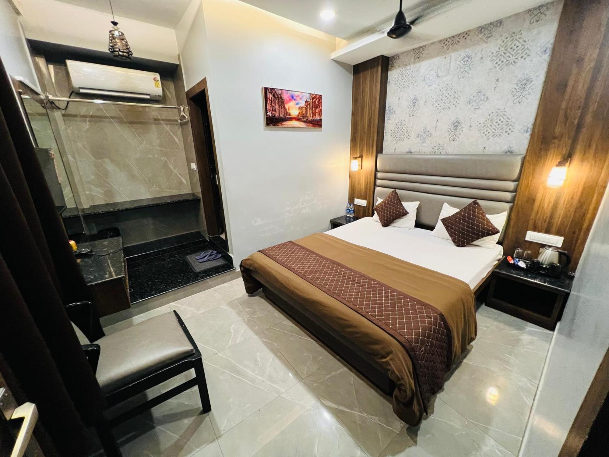 Hotel Sabera Siliguri Buitenkant foto